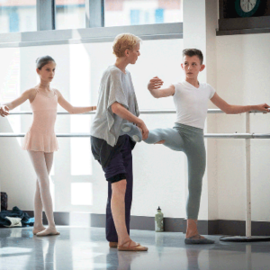 Classe étude 11-15 ans de l'école de Ballet - Studios Biarritz