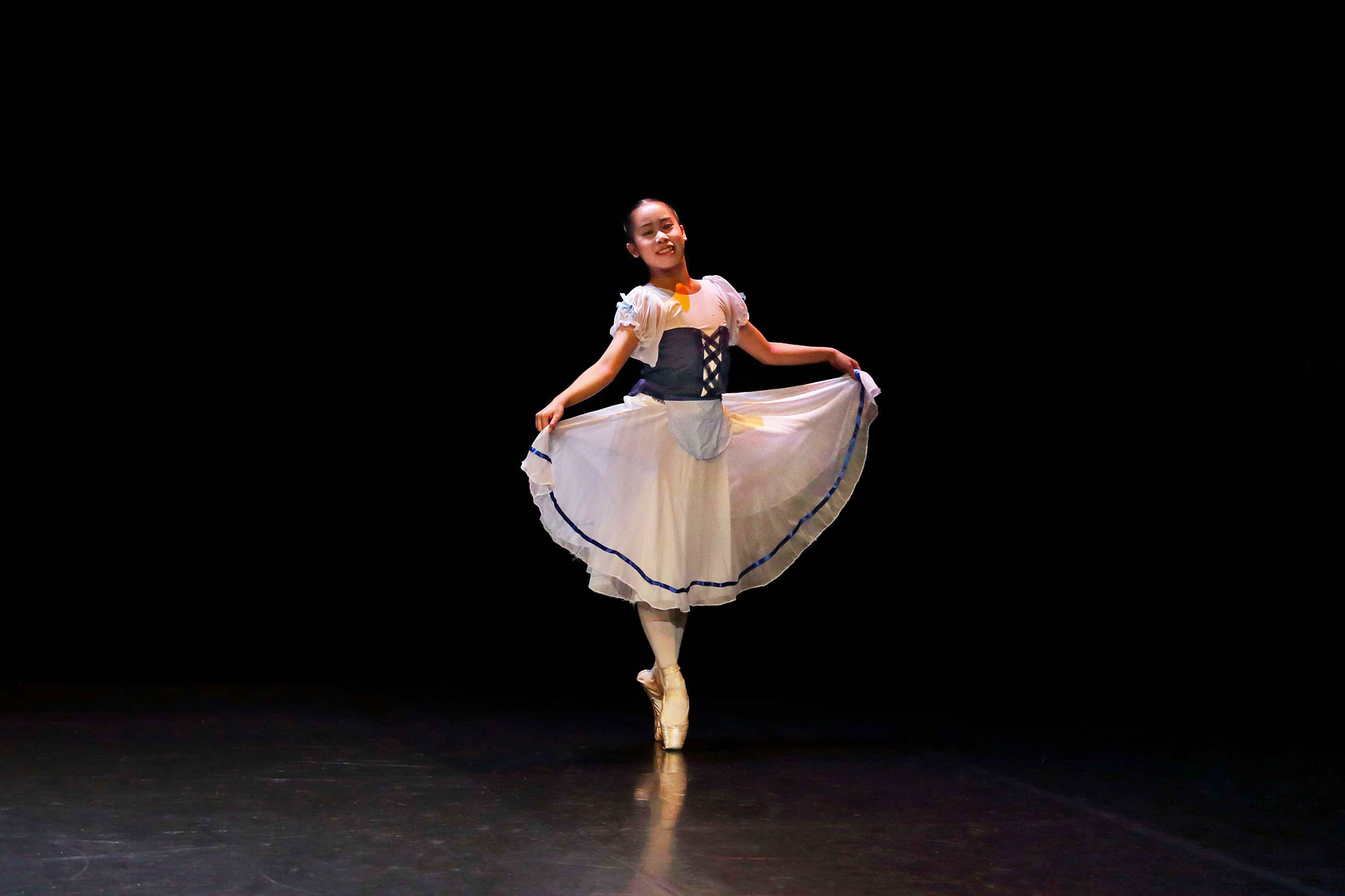 Airi danse au Ballet de Barcelone
